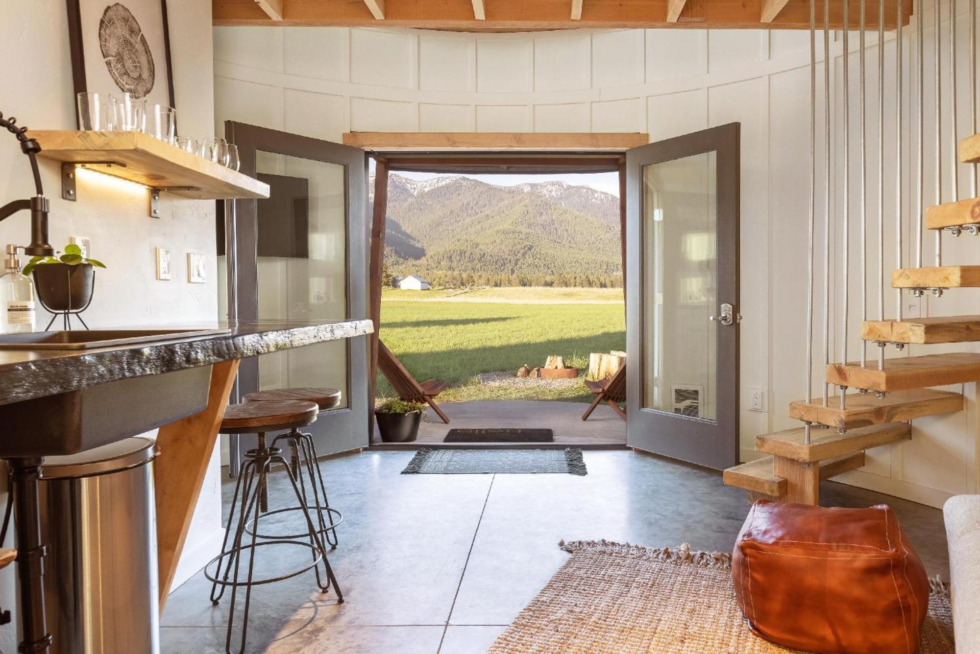 Clark Farm Silos - 5 Silo Mountain View Retreat Калиспел Екстериор снимка