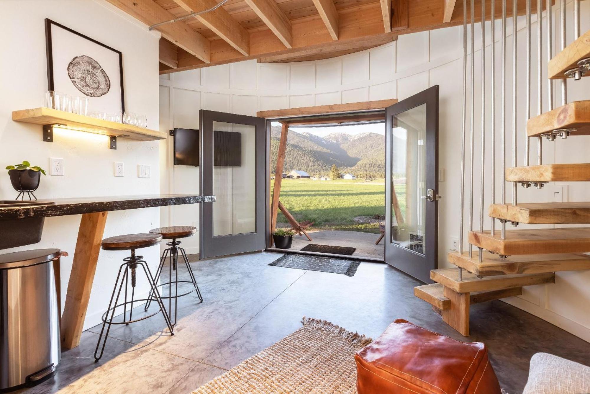 Clark Farm Silos - 5 Silo Mountain View Retreat Калиспел Екстериор снимка